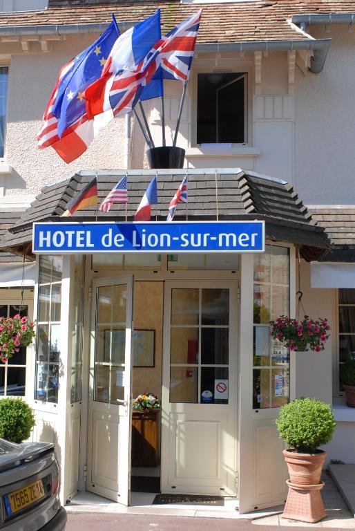 Hotel De Lion Sur Mer Exterior foto